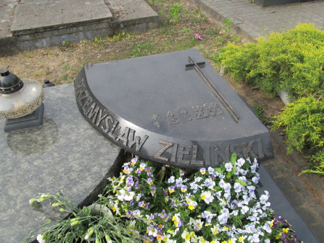 Przemysław Zieliński 1952 Osielsko - Grobonet - Wyszukiwarka osób pochowanych